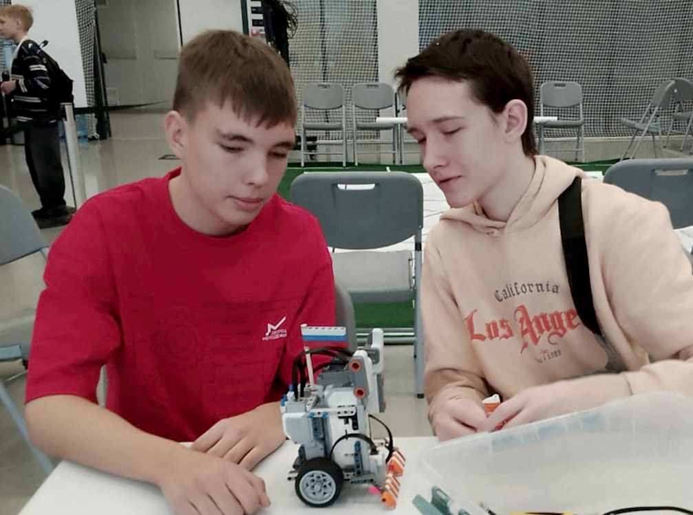 RoboScience Hackathon 2025